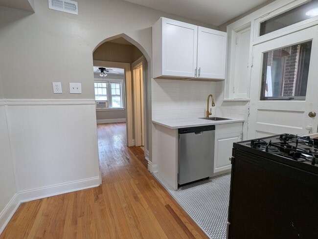 property at 4902 Itaska St