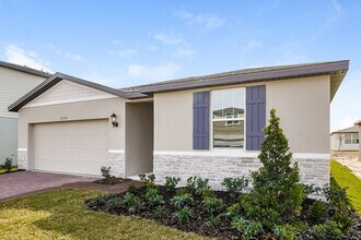 5284 Sanders Oak Trl in St. Cloud, FL - Foto de edificio - Building Photo