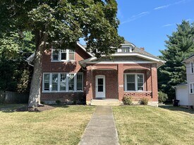 1731 Valley Ave in Winchester, VA - Building Photo