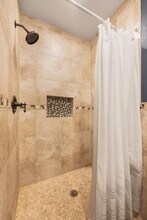 5490 SW 57th Ave in Miami, FL - Building Photo - Building Photo