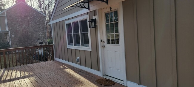 1357 Elbow Ln, Unit Elbow Lane Apt in Chester Springs, PA - Foto de edificio - Building Photo