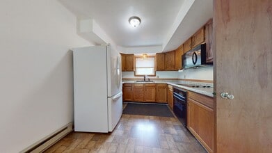 972 Reed Rd in Mansfield, OH - Building Photo - Building Photo