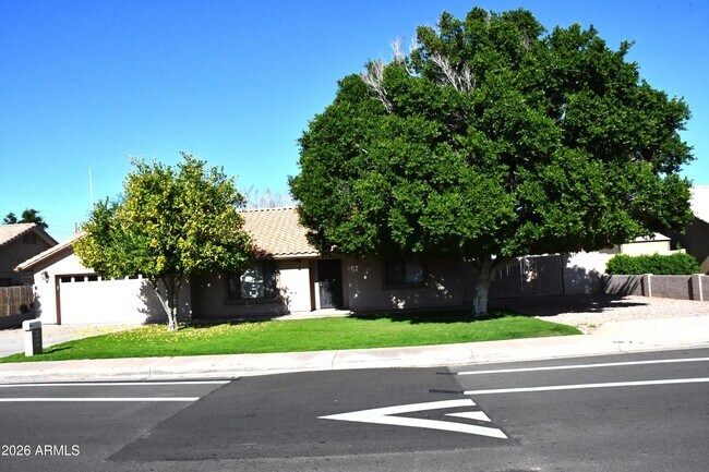 property at 1346 W 13th St