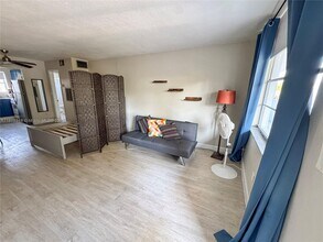 631 Jefferson Ave in Miami Beach, FL - Building Photo - Building Photo
