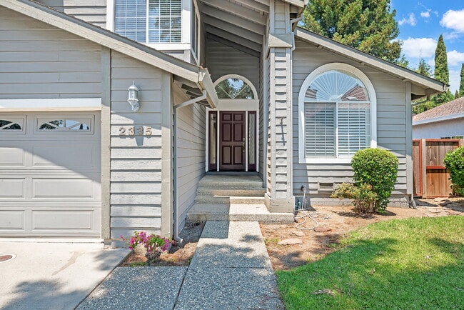 2335 Benton Pl in Davis, CA - Building Photo - Building Photo