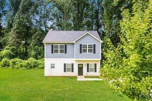 604 E Texas Ave in Bessemer City, NC - Building Photo