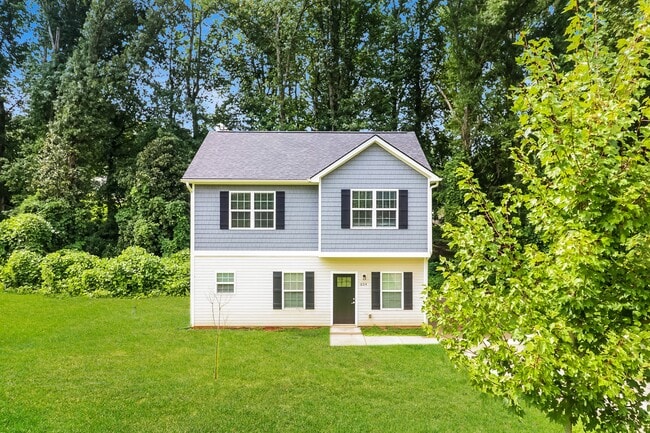 property at 604 E Texas Ave