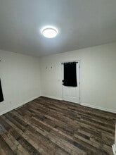 28141 E Broadway St in Walbridge, OH - Foto de edificio - Building Photo