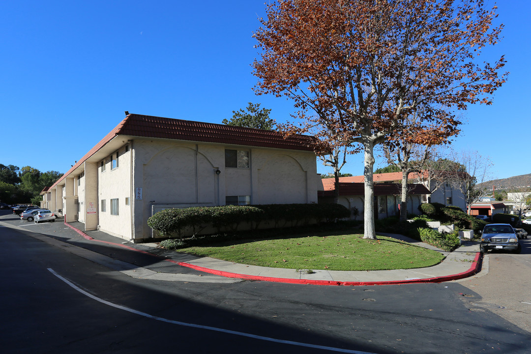 Casa Dorada in San Diego, CA - Building Photo