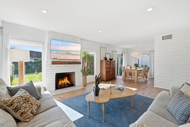 7021 Estrella de Mar Rd in Carlsbad, CA - Building Photo - Building Photo