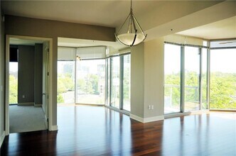 2795 Peachtree Rd in Atlanta, GA - Building Photo - Building Photo