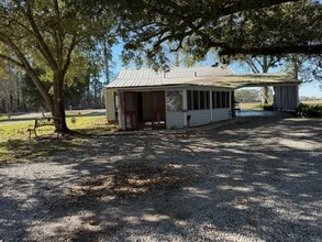 6916 Danielle Rd in New Iberia, LA - Building Photo - Building Photo