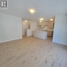 809 Arcadian Private in Ottawa, ON - Building Photo - Building Photo