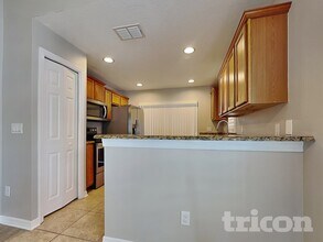 10109 37th Ct E in Parrish, FL - Foto de edificio - Building Photo