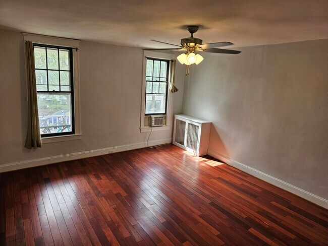 property at 767 Princeton Pl NW