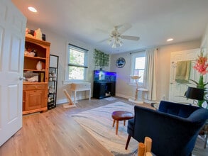 18 Morrison Ave in Newport News, VA - Building Photo - Building Photo