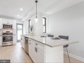 617 Hoffman St in Philadelphia, PA - Building Photo - Building Photo