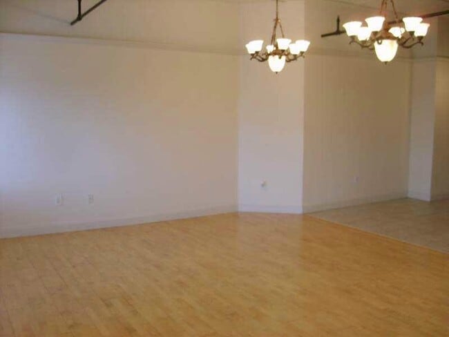 120 Ralph McGill Blvd NE in Atlanta, GA - Building Photo - Building Photo