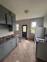 1320 E Woodbine Pl in Fort Wayne, IN - Building Photo - Building Photo