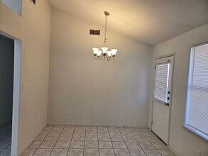 630 S Dfw Dr, Unit 2 in Edinburg, TX - Building Photo - Building Photo