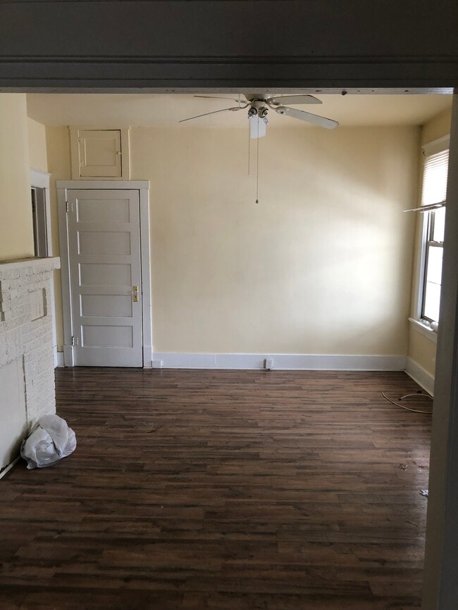 229 Ravine St, Unit 2 in Steubenville, OH - Foto de edificio - Building Photo