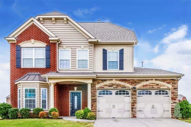 1011 Middleton Ln in Gallatin, TN - Building Photo - Building Photo