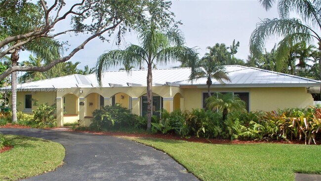 11125 SW 73rd Ct in Miami, FL - Building Photo - Building Photo