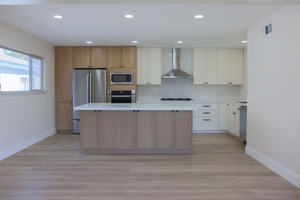 8751 Chantilly Ave in San Diego, CA - Building Photo
