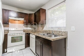 4200 SW 18th St in Fort Lauderdale, FL - Building Photo - Building Photo