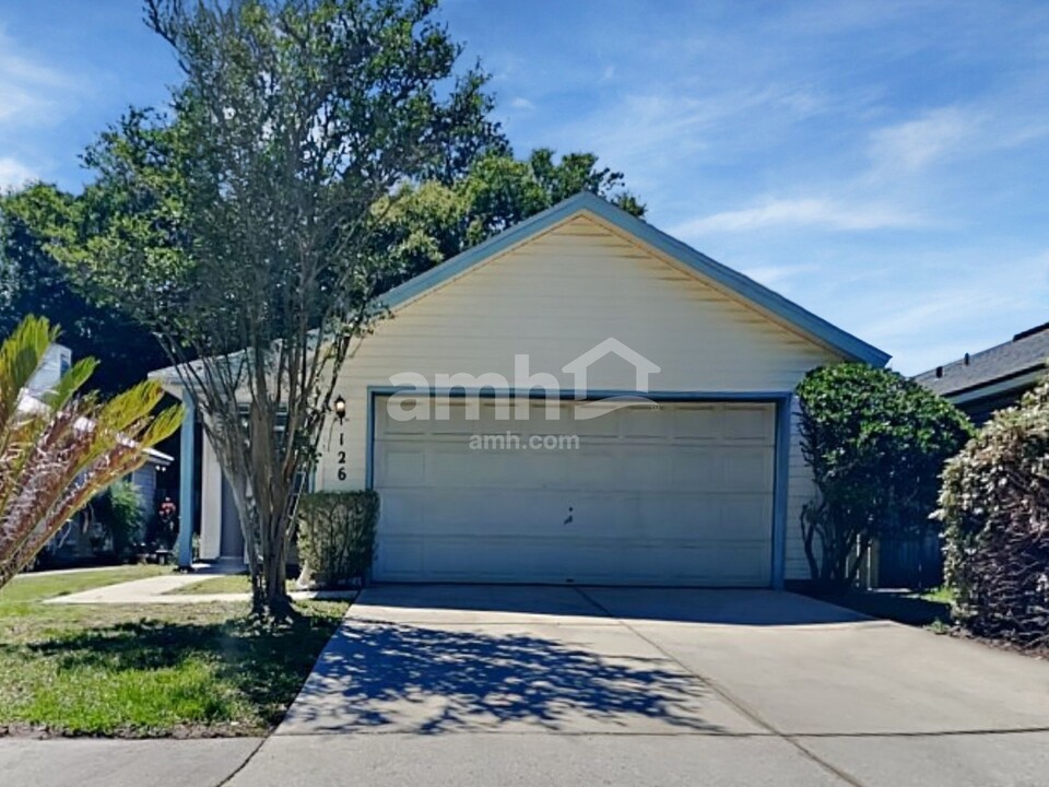 126 Nadia Michelle Ct S in Jacksonville, FL - Building Photo