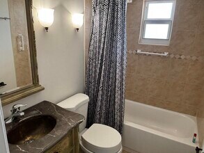 2668 Garden Dr N in Lake Worth Beach, FL - Building Photo - Building Photo