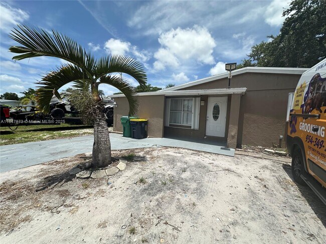 property at 4041 SW 50th St