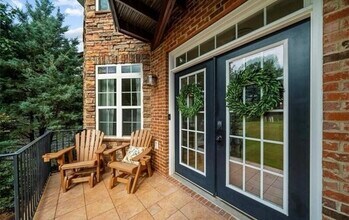 164 Greenview Dr in Newnan, GA - Building Photo - Building Photo
