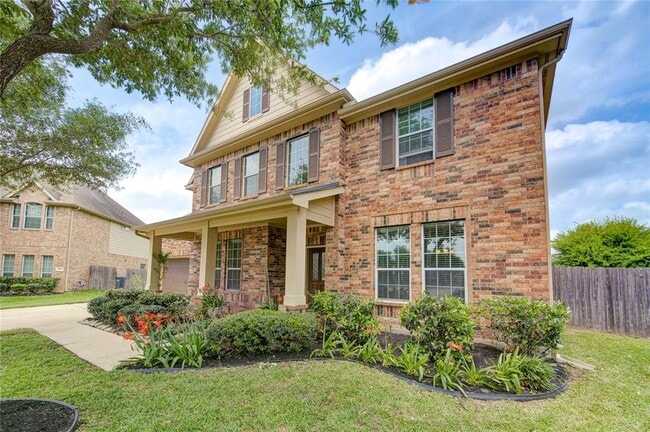 3301 Remington Rise Ln