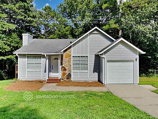 property at 2795 Wildflower Ln SW