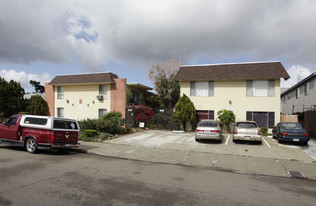 4330-4336 Estrella Ave Apartments