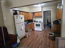 3204-3216 Busch St, Unit 3206 in Butte, MT - Building Photo