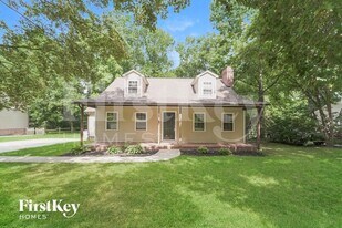 7301 Leesburg Rd, Unit 8-803 in Charlotte, NC - Building Photo