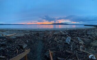 22985 Marine View Dr S in Des Moines, WA - Building Photo