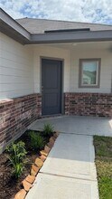 31536 Sapphire Spgs Dr in Magnolia, TX - Building Photo - Building Photo