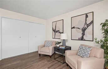 1745 Maple Ave in Torrance, CA - Building Photo - Building Photo