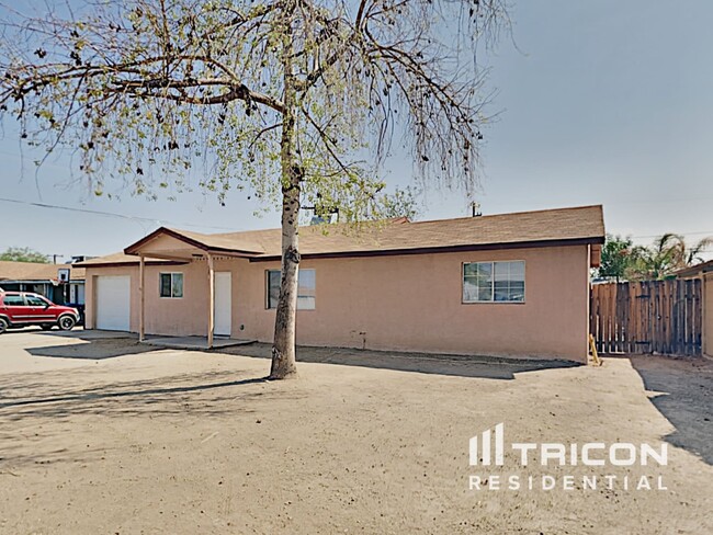 511 N Pecan in Mesa, AZ - Building Photo - Building Photo