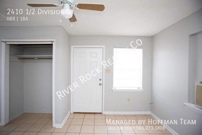 2410 Division St in North Little Rock, AR - Building Photo - Building Photo