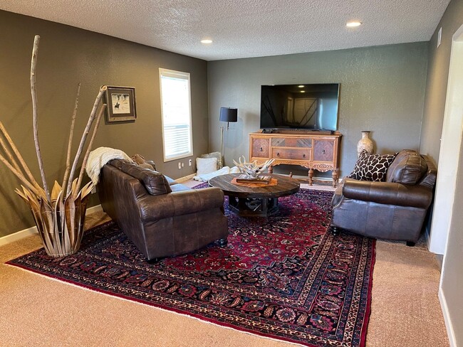 470 9th St NE in East Wenatchee, WA - Building Photo - Building Photo