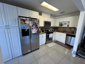 9400 SW 6th Terrace in Miami, FL - Building Photo - Building Photo