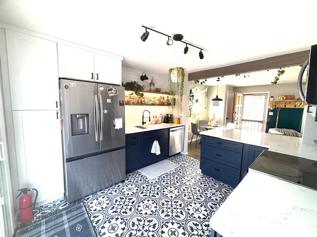 6174 Otis St in Arvada, CO - Foto de edificio - Building Photo