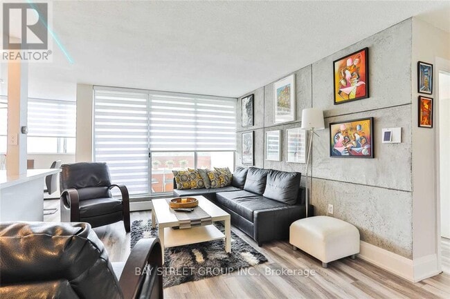 property at 530-1530 Lolita Gardens