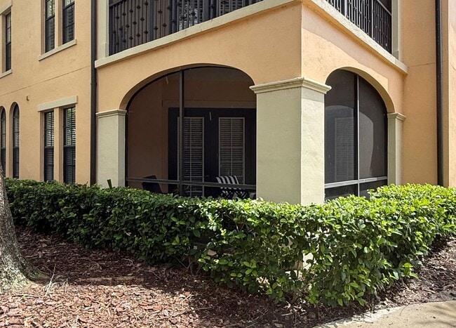 property at 515 Mirasol Cir