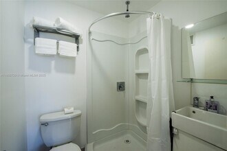 227 NW 34th St in Miami, FL - Building Photo - Building Photo