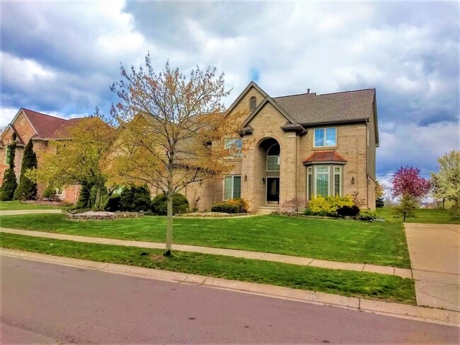 property at 45866 Fountain View Dr